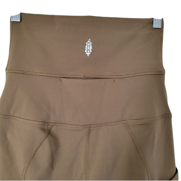 Free People Movement No Limits Cargo Legging in Khaki Olive Size Large - Picture 10 of 10